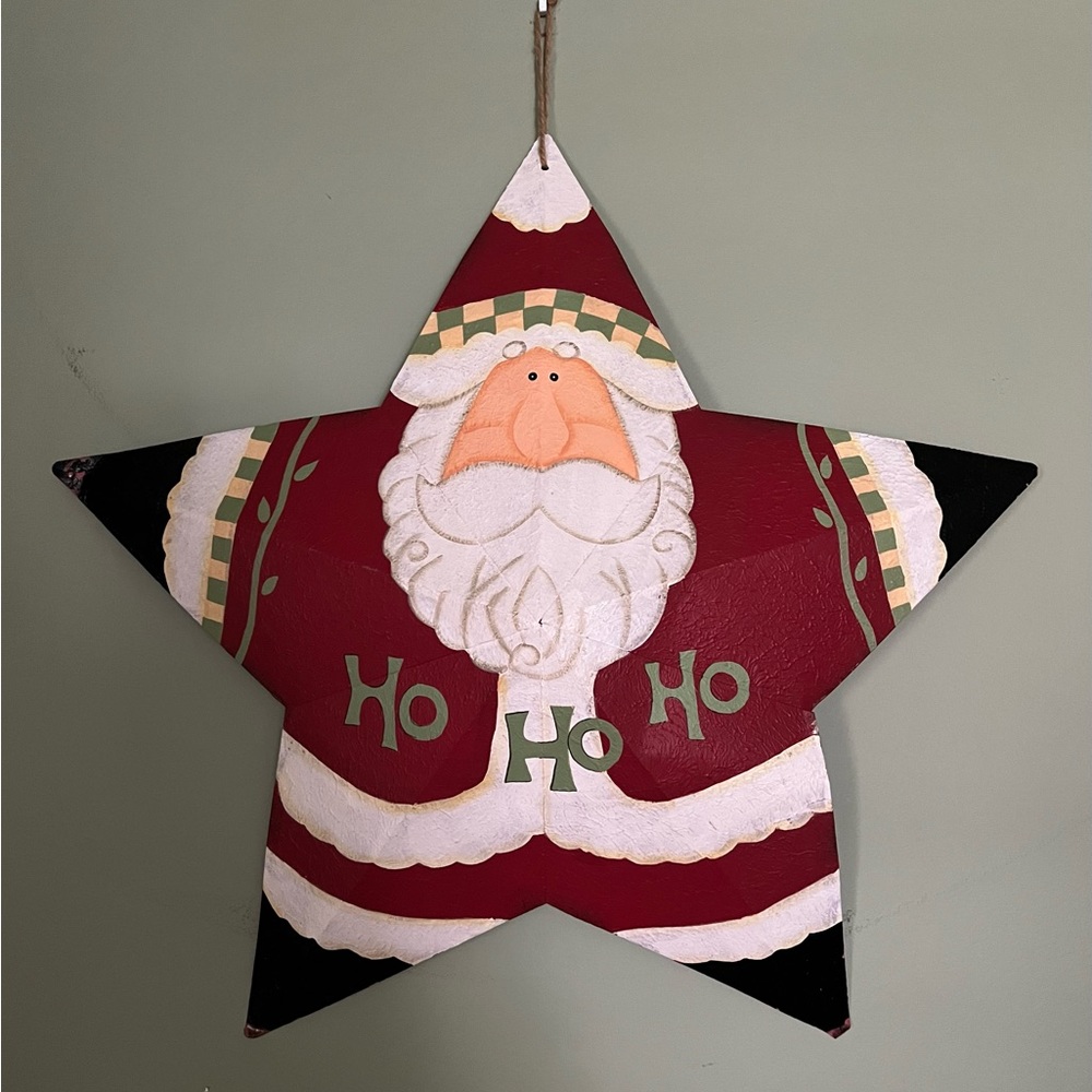 HANGING METAL SANTA STAR